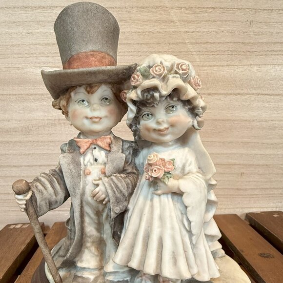 GIUSEPPE ARMANI BRIDE & GROOM FIGURINE - Picture 1 of 11